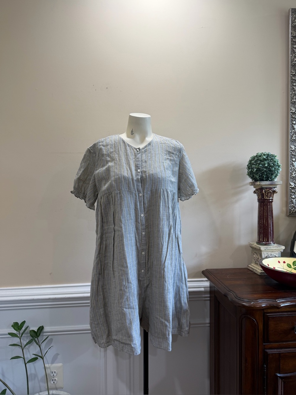Zara Lightweight Gray Striped Button-Front Romper